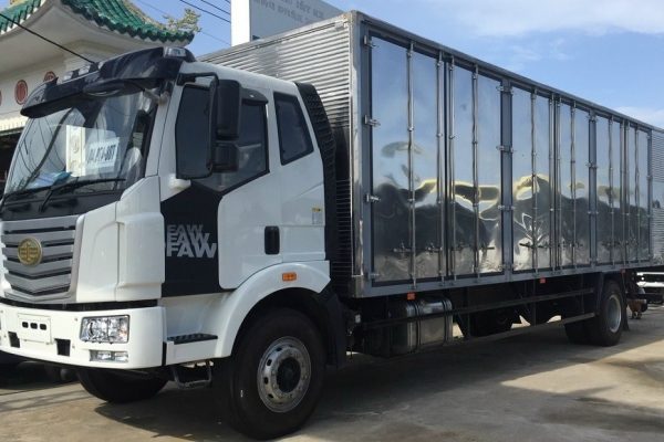 XE TẢI FAW 7T2 THÙNG KÍN