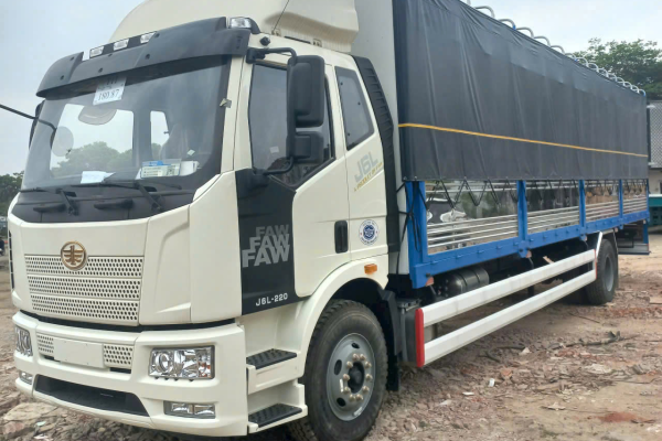 Xe tải Faw 8 tấn nhập khẩu