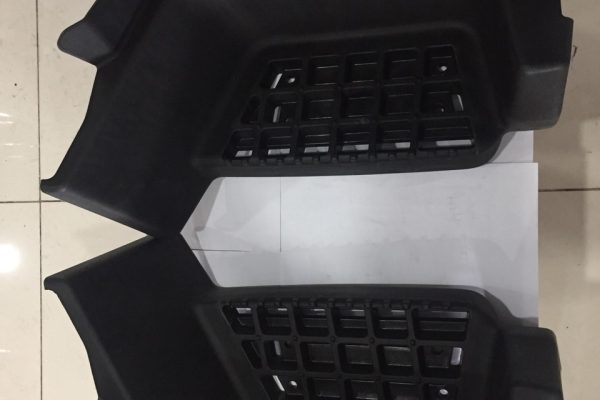 Bệ bước chân lên xuống JAC N900
