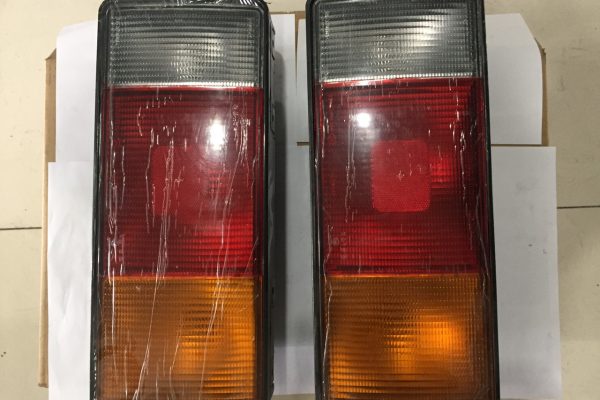 ĐÈN HẬU JAC ĐẦU KÉO