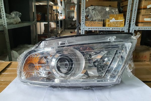 ĐÈN PHA DONGBEN X30