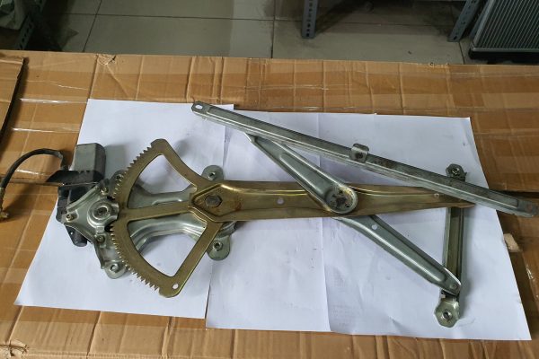 COMPA CỬA TRƯỚC