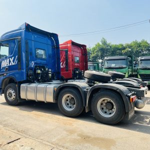 Xe đầu kéo Howo Max 460HP