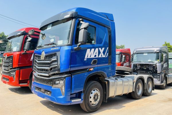 Xe đầu kéo Howo Max 460HP