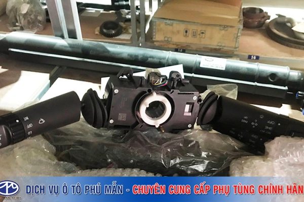 Công tắc tổ hợp