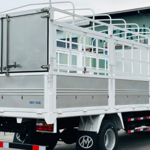 Thùng xe rộng rãi chở được nhiều hàng hóa