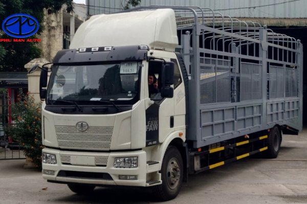 Ngoại thất xe được thiết kế một cách tối ưu, đem lại hiệu quả cao