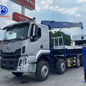 Xe được sử dụng để vận chuyển may móc thiết bị trong nhiều lĩnh vực