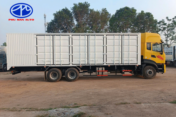 Thùng xe Dongfeng siêu dài, phù hợp với nhiều loại hàng hóa khác nhau