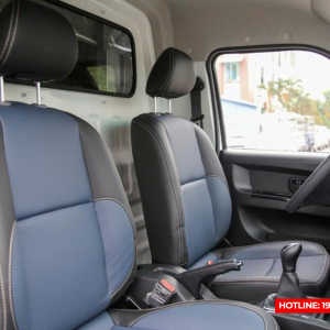 Ghế xe được bao da cao cấp, điều chỉnh linh hoạt