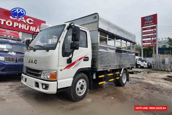 Xe được thiết kế nhỏ gọn, phù hợp để đào tạo học viên tập lái