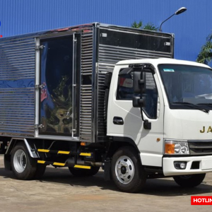 Xe tải JAC H200 E5 thùng kín đời 2025
