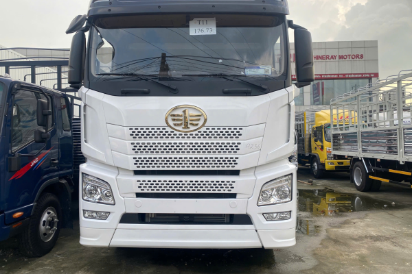 Mặt ca lăng làm từ hợp kim tôn lên sự sang trọng