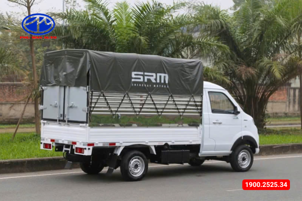 Thùng xe thiết kế dang mui bạt linh hoạt trong việc vận chuyển hàng hóa