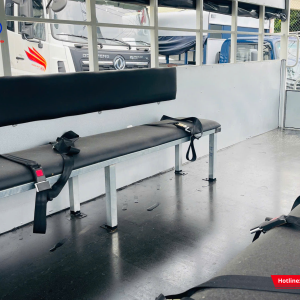 Hàng ghế xe được thiết kế chắc chắn