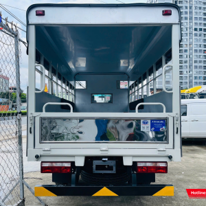 Không gian thùng xe rộng rãi phù hợp cho các học viên