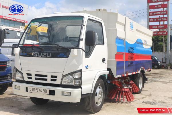 Xe được thiết kế tông màu trắng sạch sẽ, hiện tại