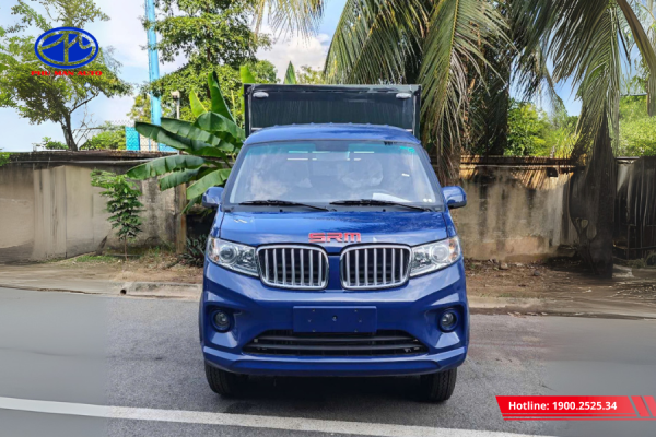 Cabin xe SRM S1 được thiết kế vuông vức, hiện đại