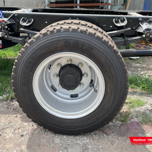 Lốp đôi tăng độ bám đường, vận hành ổn định