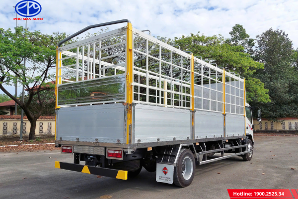 Toàn bộ bửng được làm từ nhôm nguyên khối chắc chắn