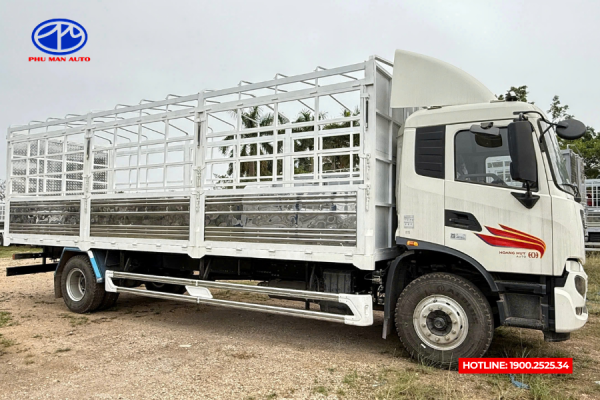 Xe Dongfeng KR180 có ngoại thất mạnh mẽ, hiện đại
