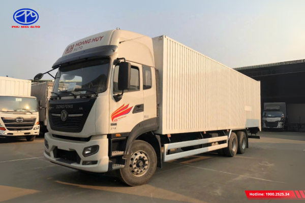Ngoại thất xe hiện đại, đậm chất công nghiệp