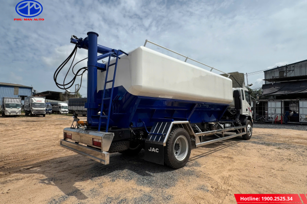 Kết cấu thùng xe từ thép SS400 đầy đặn, chống rỉ sét