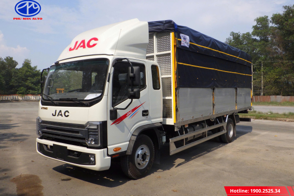 Xe tải JAC N750s E5 có ngoại hình cứng cáp, hiện đại