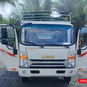 Cabin xe được thiết kế vuông vức, khỏe khoắn