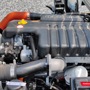 Động cơ vận hành bền bỉ, đạt chuẩn khí thải EURO 5