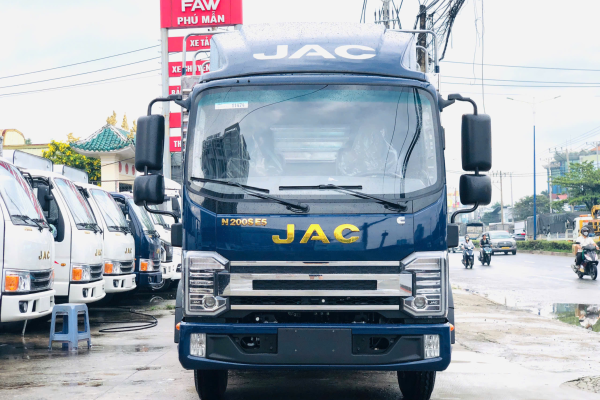 Mặt ga lăng mạ crom sáng bóng, tăng tính thẩm mỹ