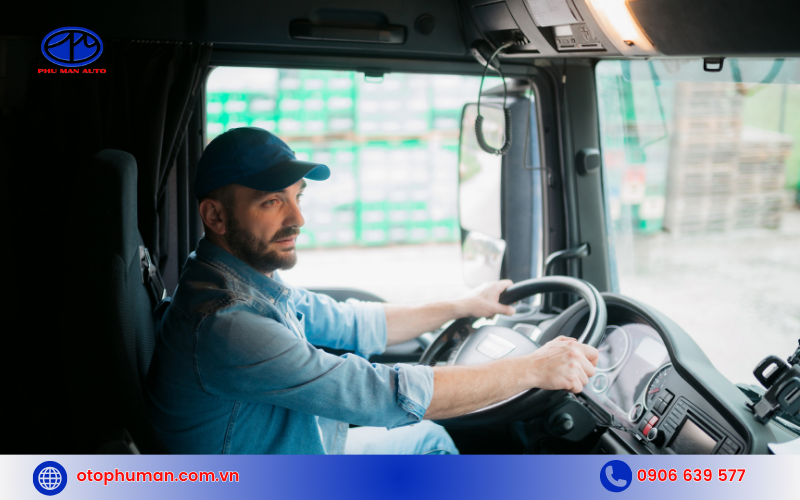 Khi cho hàng hóa quá tải có thể bị tước phù hiệu xe tải