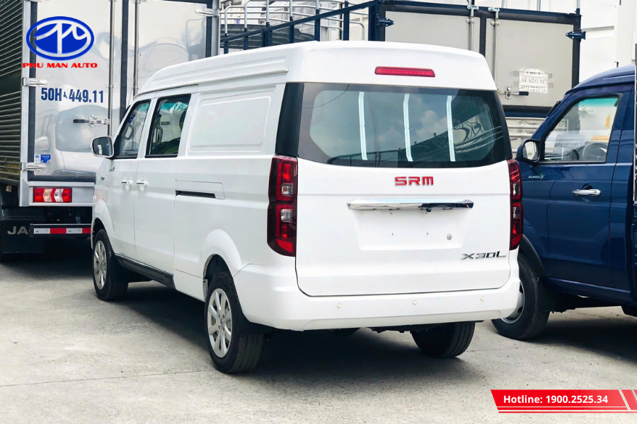 Khoang chở hàng rộng rãi, đáp ứng đa dạng nhu cầu vận chuyển