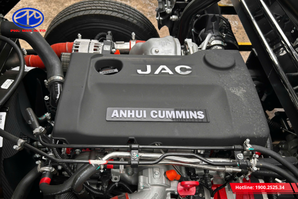 Xe sử dụng động cơ Cummis Anhui mạnh mẽ và ổn định