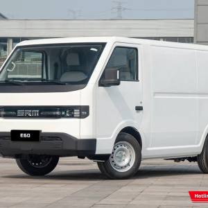 Xe van điện SRM E60 thùng dài 2m8