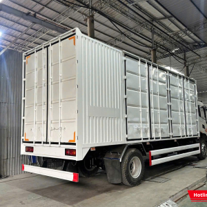 Thùng tiêu chuẩn container kích thước rộng rãi