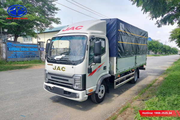 Đầu cabin vuông hiện đại, mở rộng tầm quan sát của tài xế
