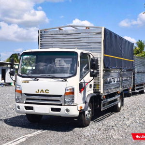Xe tải JAC N650 E5 thùng bạt tiêu chuẩn Đà Lạt